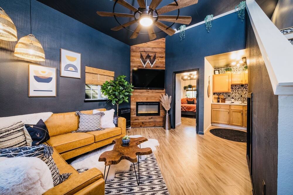 Photo of Livingroom in Sierra Village
