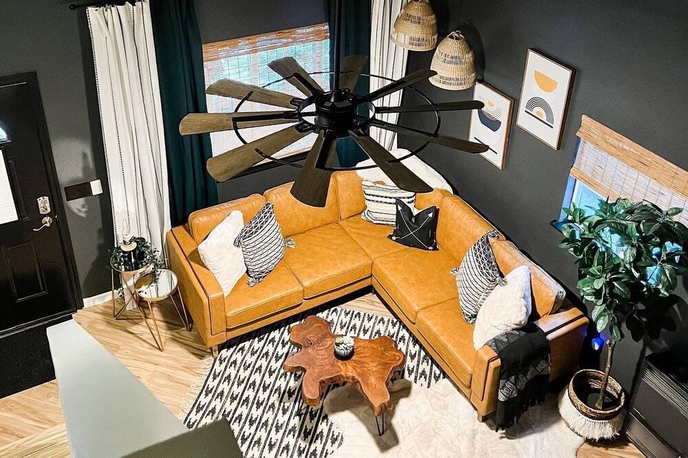 Photo of Livingroom in Sierra Village
