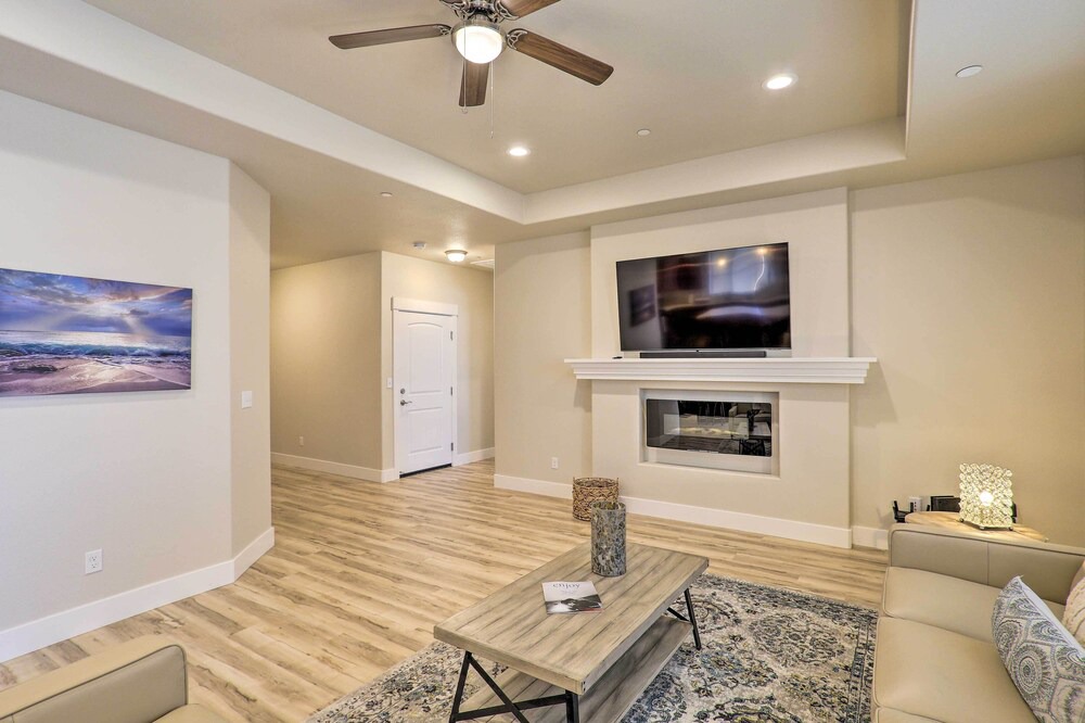 Photo of Livingroom in Redding