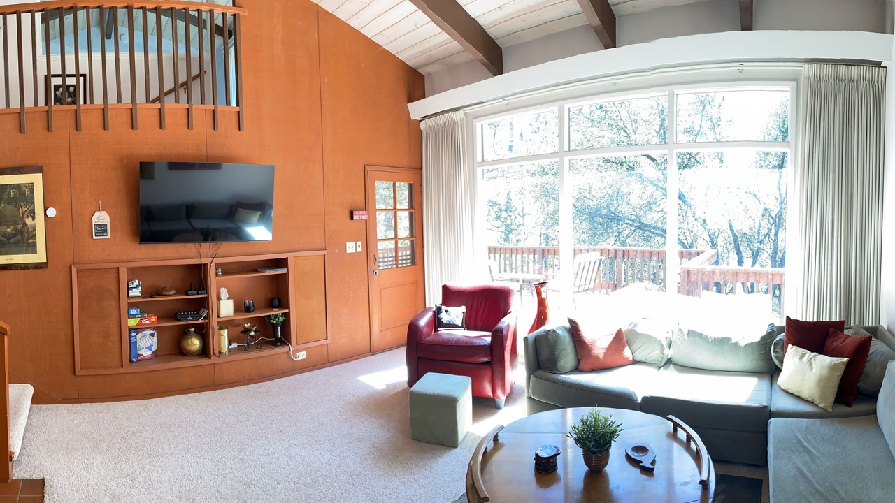 Photo of Livingroom in Groveland