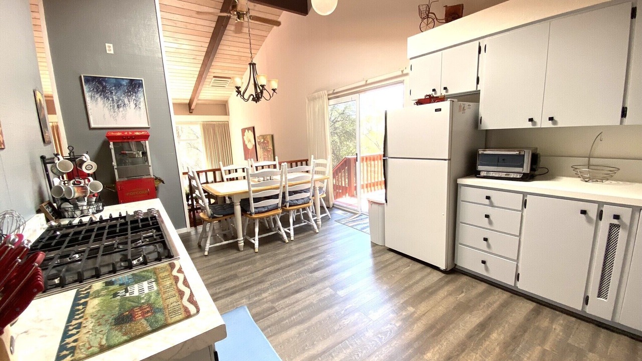 Photo of Kitchen in Groveland
