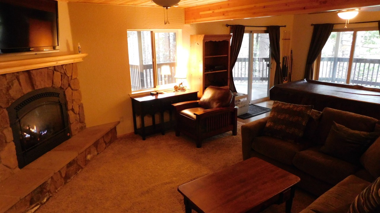 Photo of Livingroom in Cold Springs
