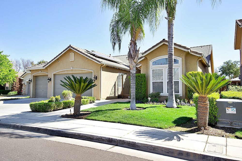 Photo of Outdoor in Fresno