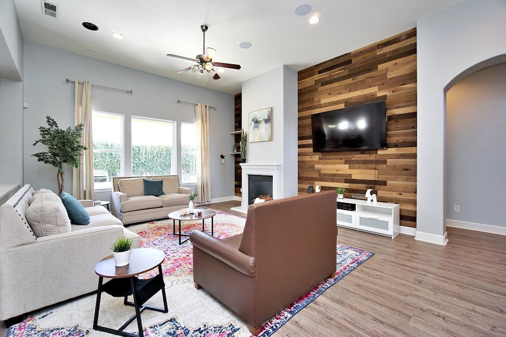 Photo of Livingroom in Fresno