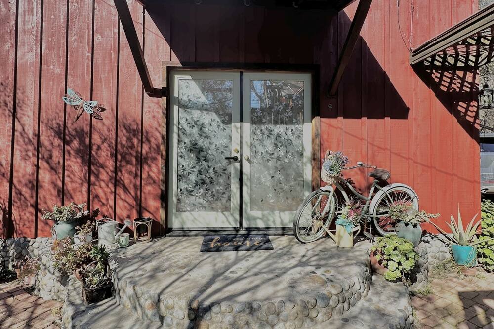 Photo of Outdoor in Springville