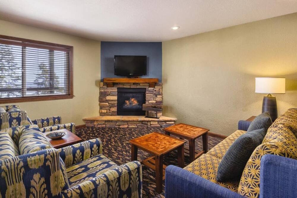 Photo of Livingroom in Tahoe Village