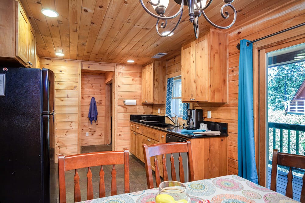 Photo of Kitchen in Alta Sierra