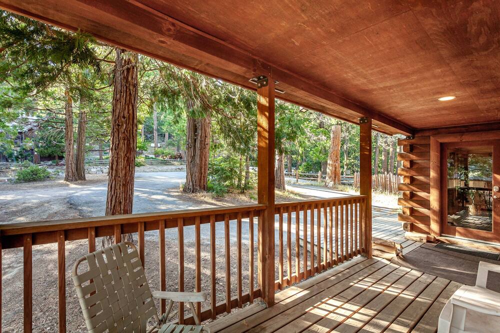 Photo of Patio Balcony in Alta Sierra
