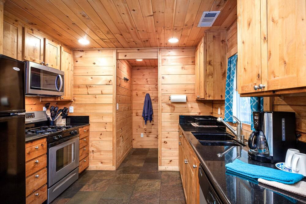 Photo of Kitchen in Alta Sierra