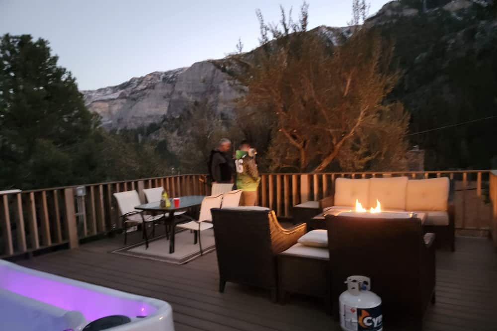 Photo of Patio Balcony in Mount Charleston