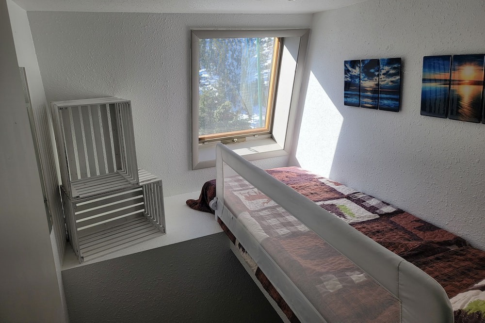 Photo of Bedroom in Mount Charleston