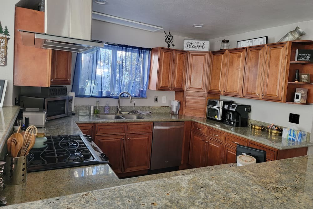Photo of Kitchen in Mount Charleston