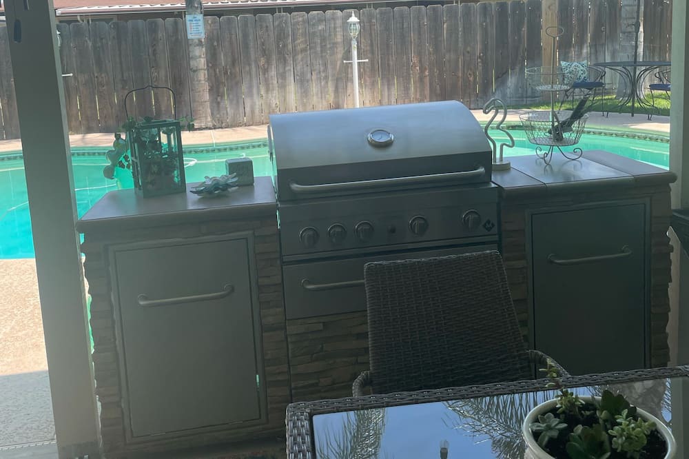 Photo of Kitchen in Tulare
