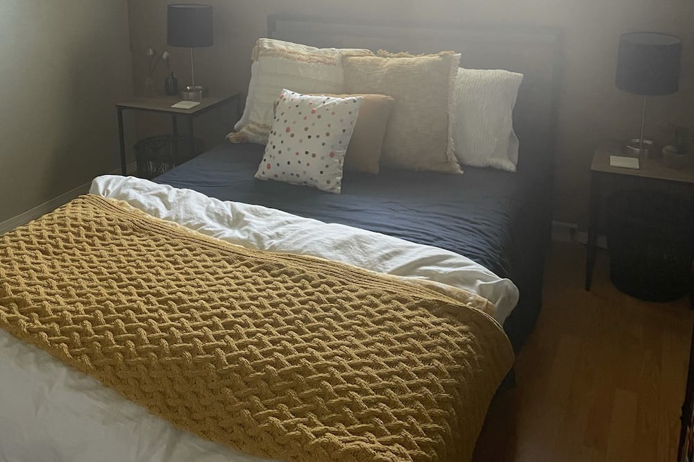 Photo of Bedroom in Tulare