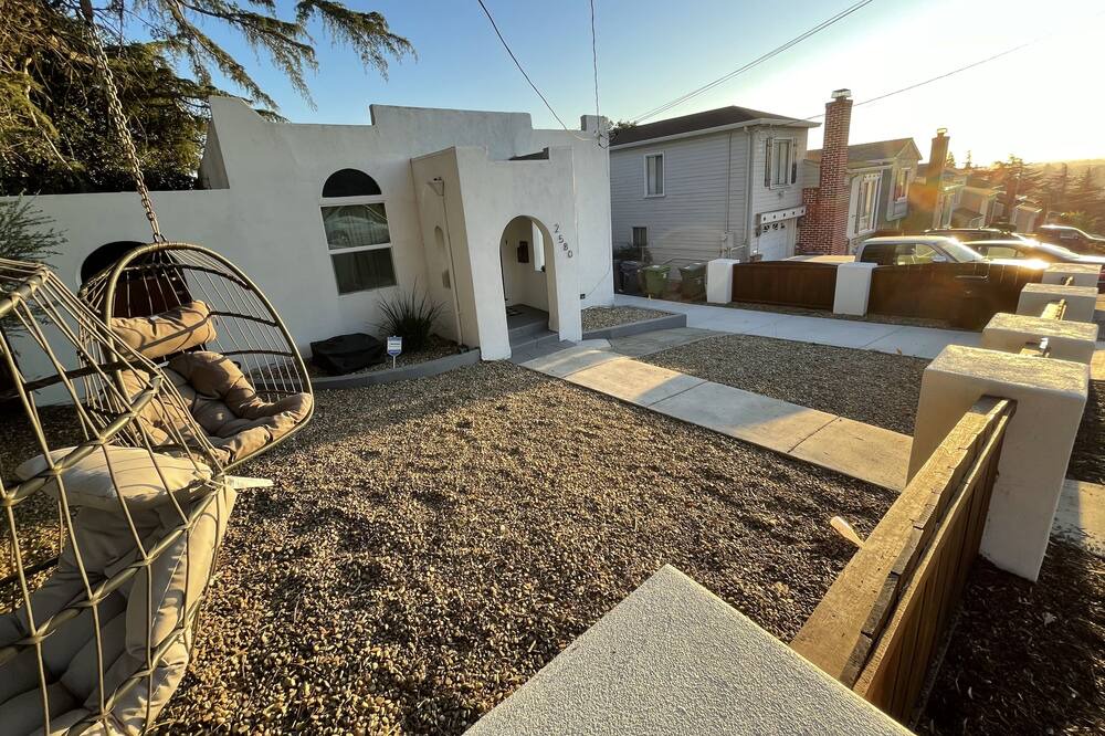 Photo of Patio Balcony in Oakland