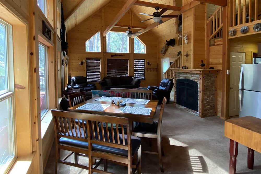 Photo of Kitchen in Posey