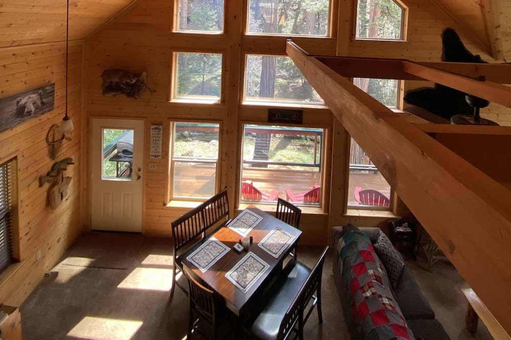 Photo of Livingroom in Posey