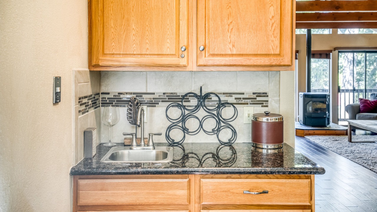 Photo of Kitchen in Shaver Lake