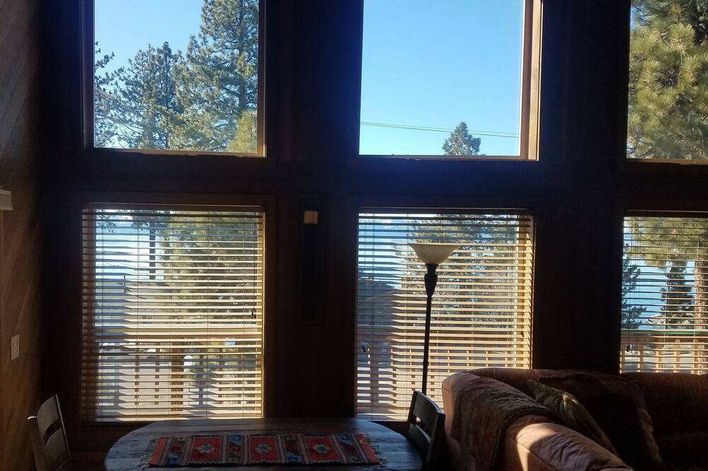 Photo of Bedroom in Lincoln Park