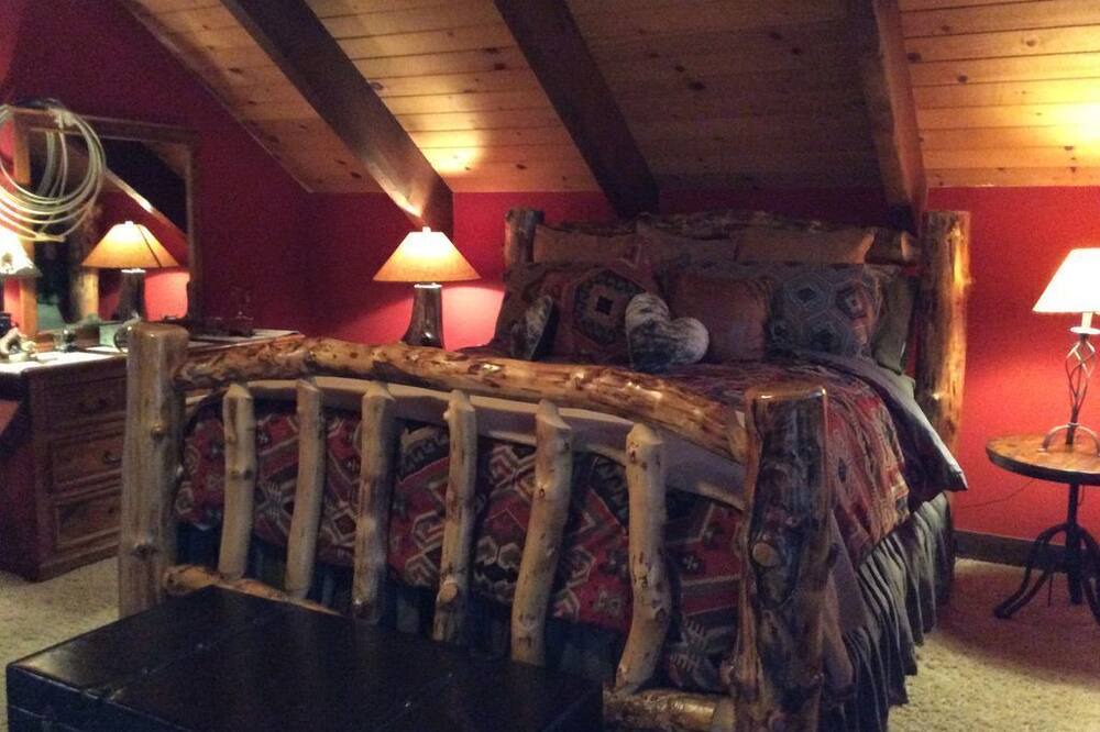 Photo of Bedroom in Lincoln Park
