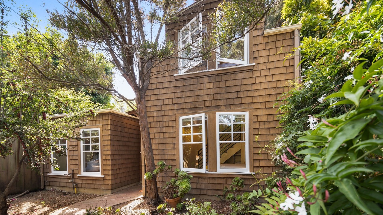Photo of Outdoor in Eureka Valley