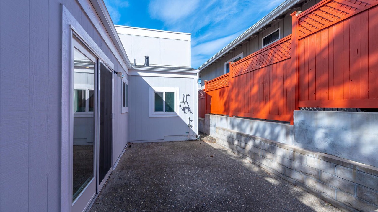 Photo of Outdoor in Park Hill