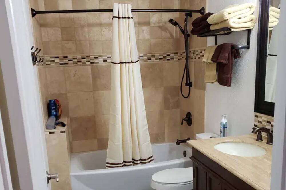 Photo of Bathroom in Coarsegold