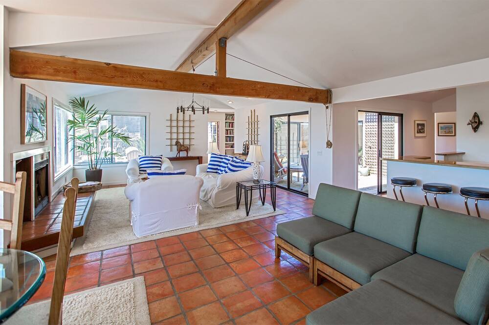 Photo of Livingroom in Stinson Beach