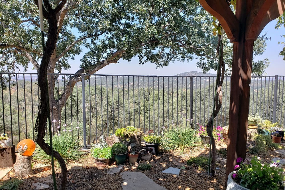 Photo of Patio Balcony in Coarsegold