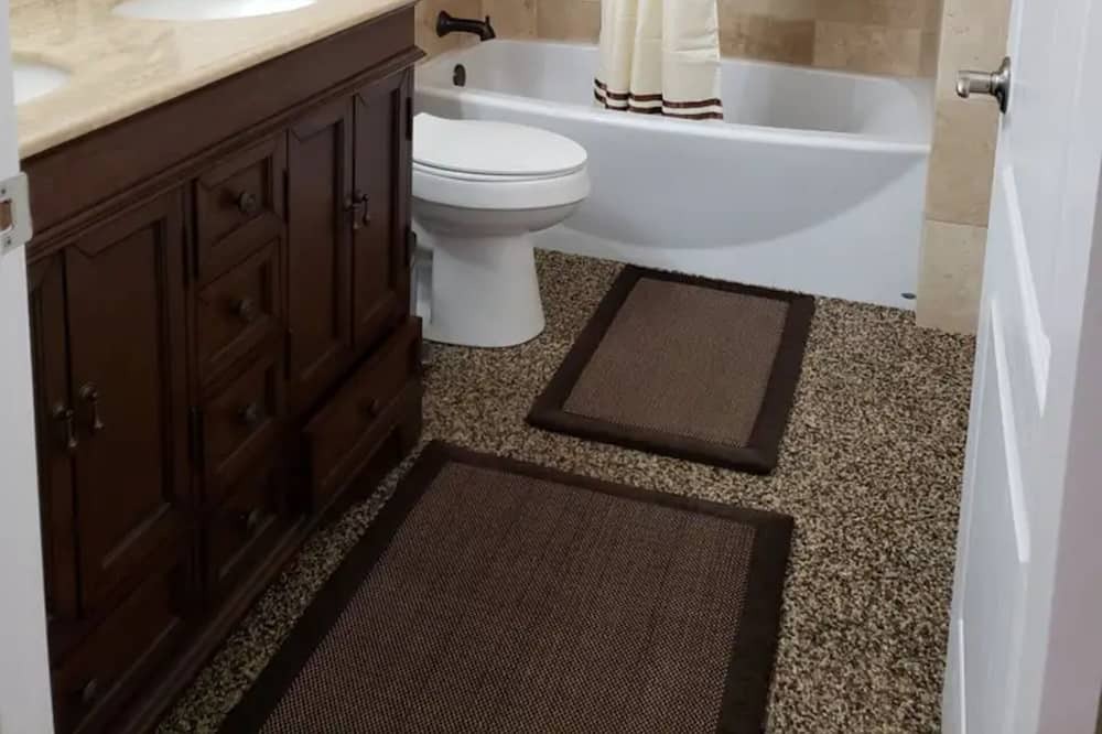 Photo of Bathroom in Coarsegold