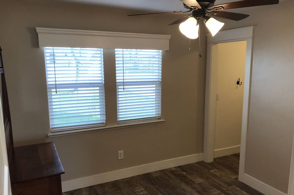 Photo of Bedroom in Stanislaus County