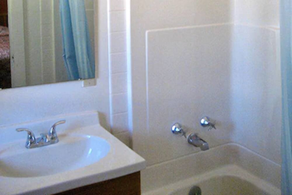 Photo of Bathroom in Jamestown
