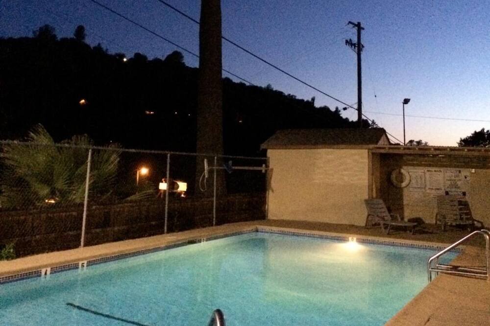 Photo of Outdoor in Jamestown