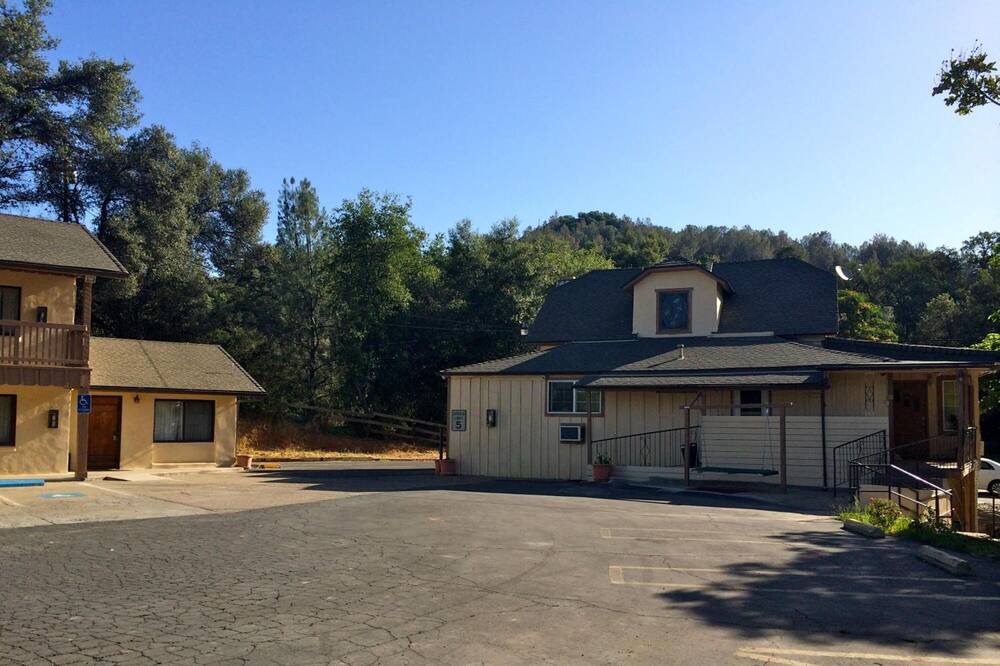 Photo of Outdoor in Jamestown