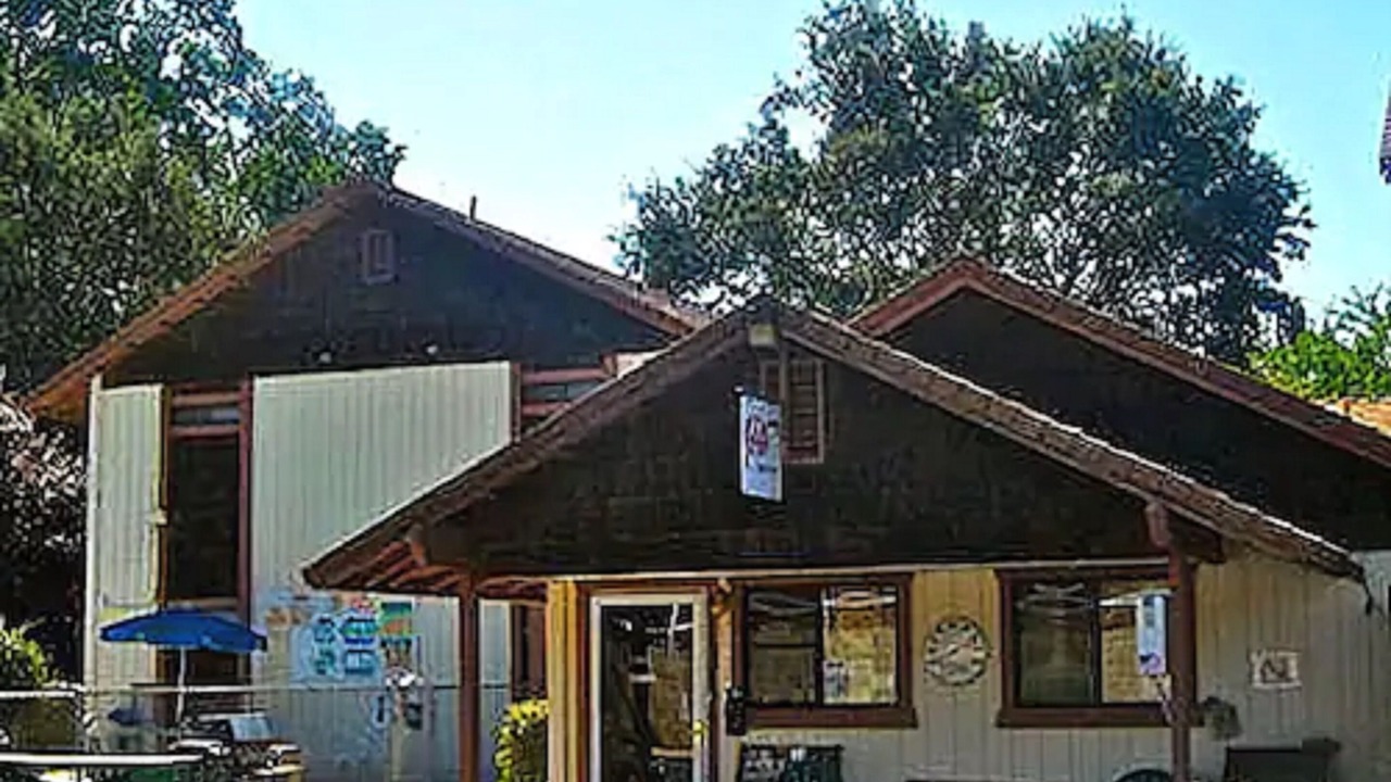 Photo of Buildings in Jamestown