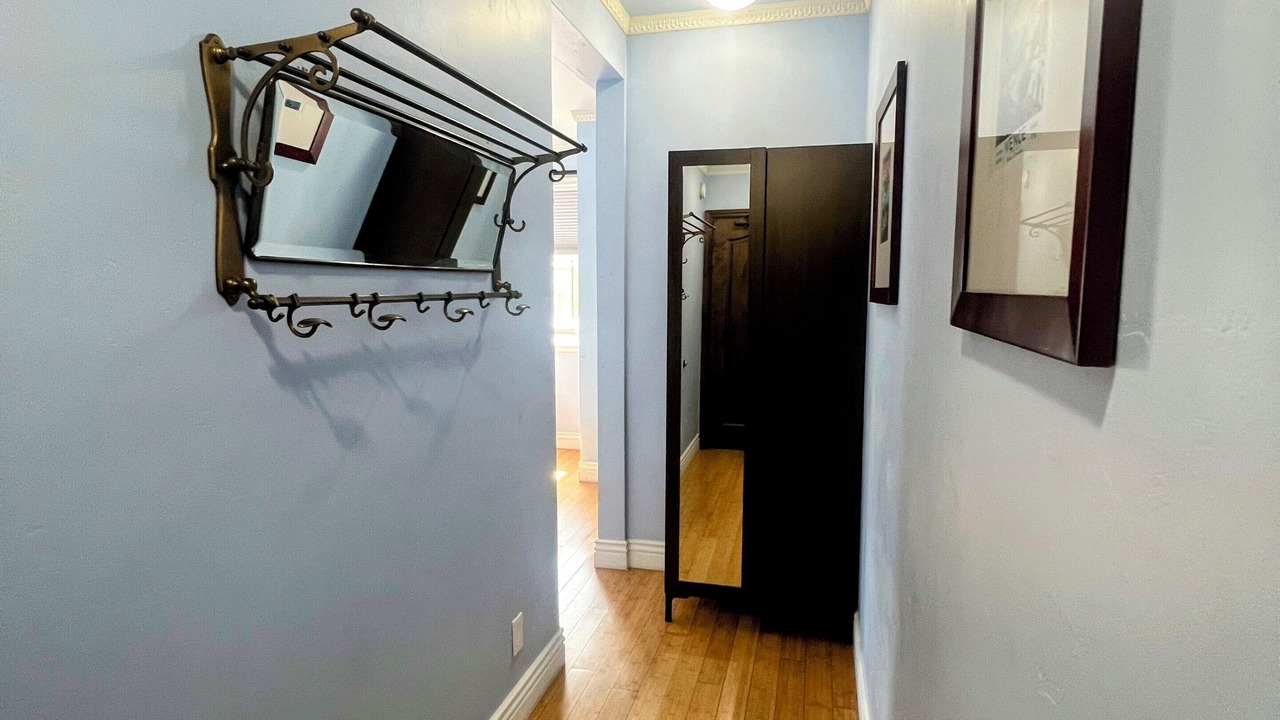 Photo of Bedroom in Downtown Monterey