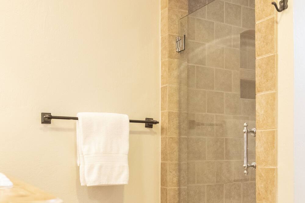 Photo of Bathroom in Santa Venetia