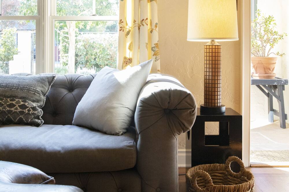Photo of Livingroom in Santa Venetia