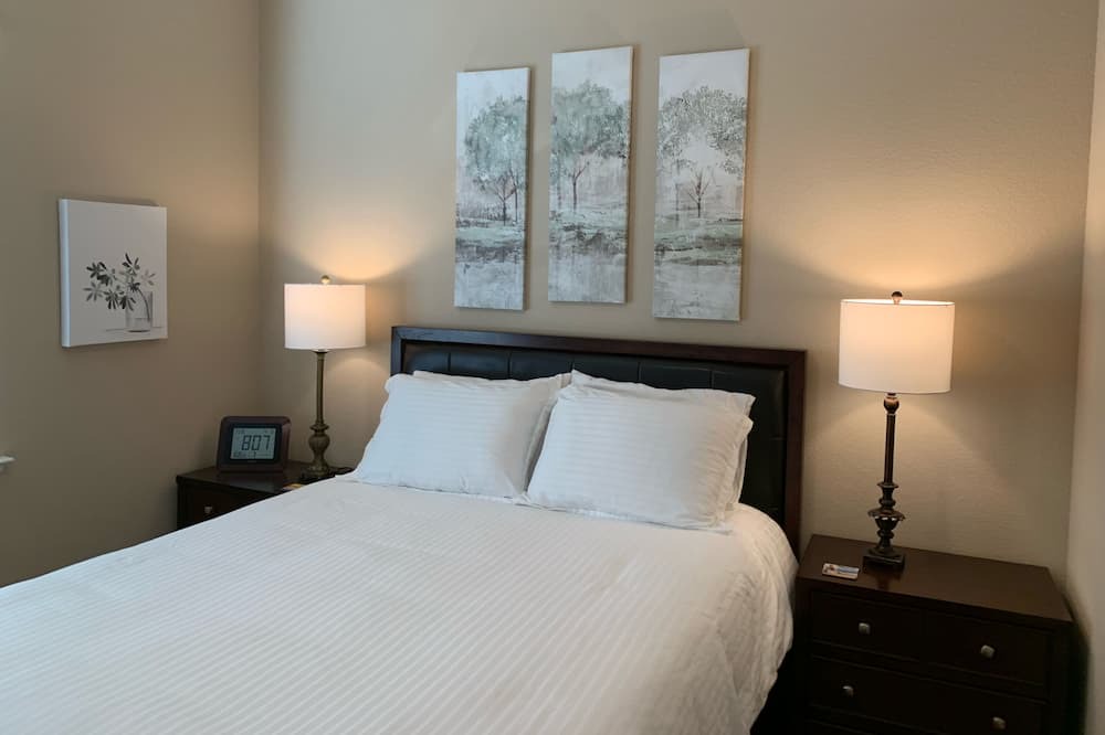 Photo of Bedroom in Sparks