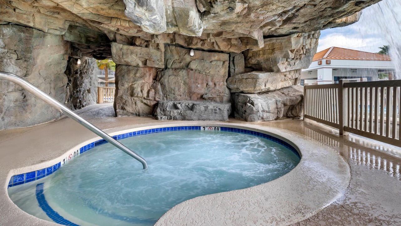 Photo of Outdoor in Canyon Corridor