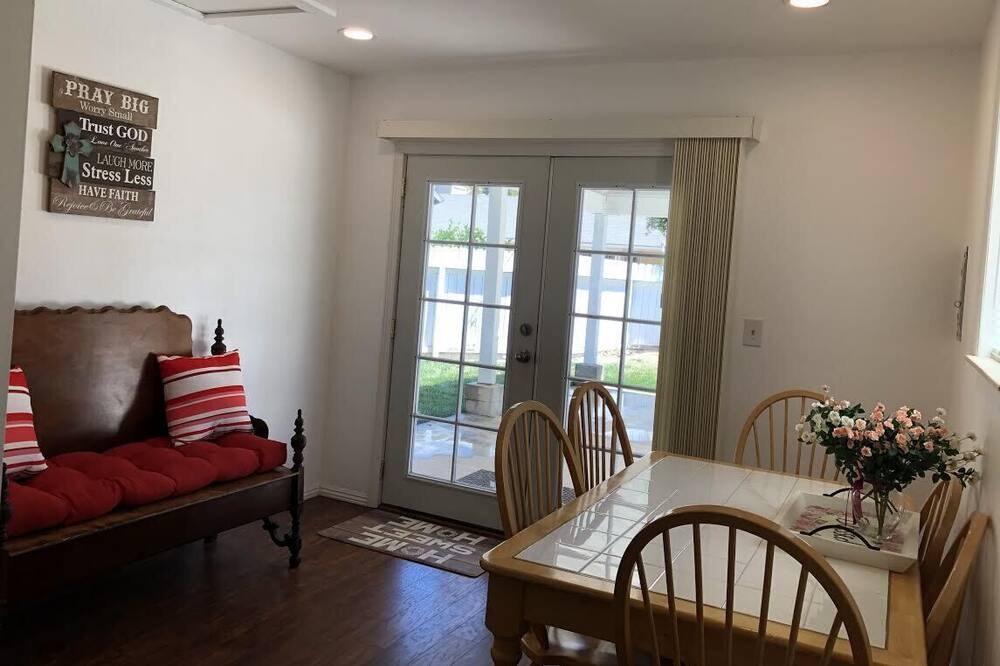 Photo of Bedroom in Atascadero