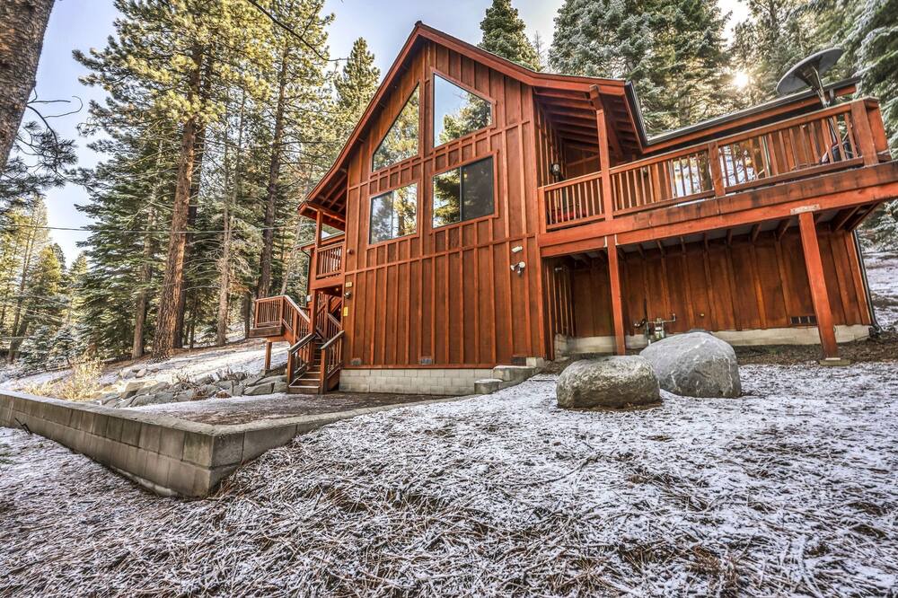 Photo of Outdoor in Country Club Estates