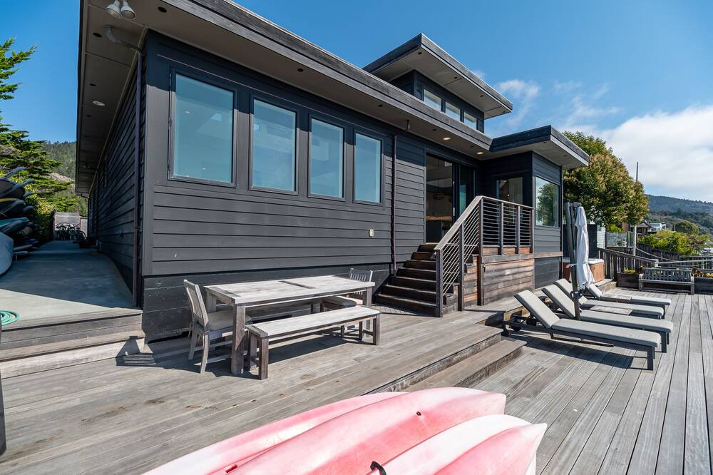 Photo of Patio Balcony in Stinson Beach