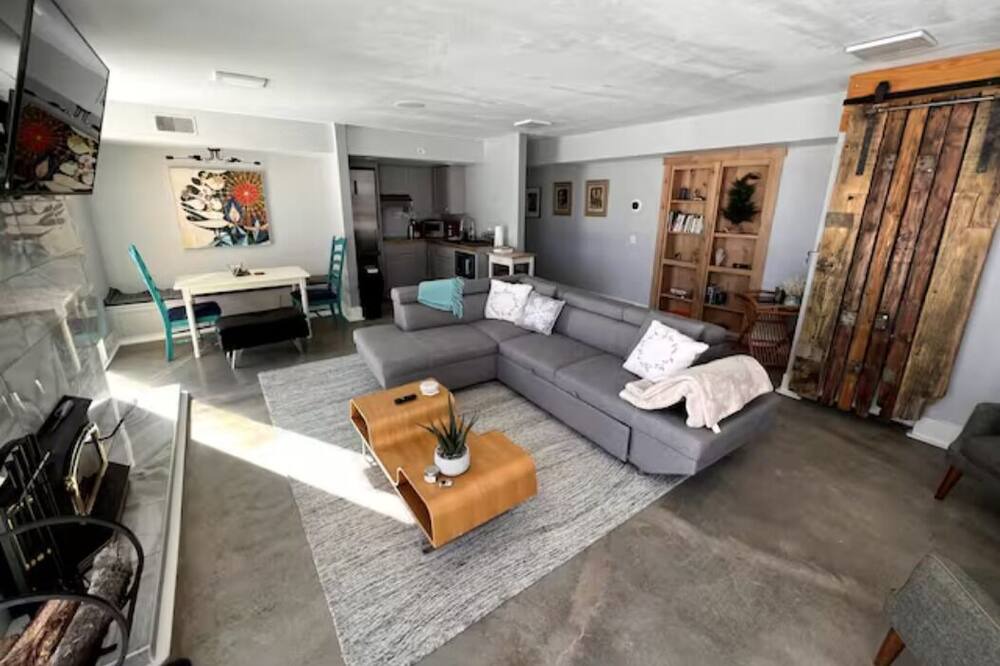 Photo of Livingroom in Reno