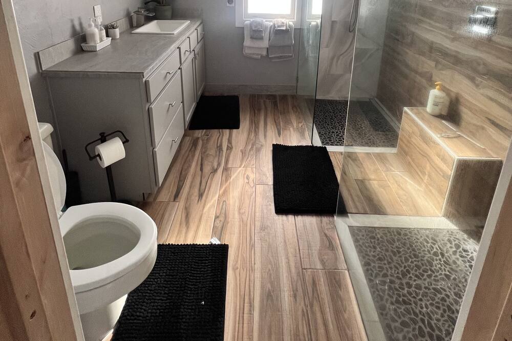 Photo of Bathroom in Reno