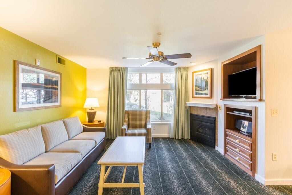 Photo of Livingroom in Elk Point