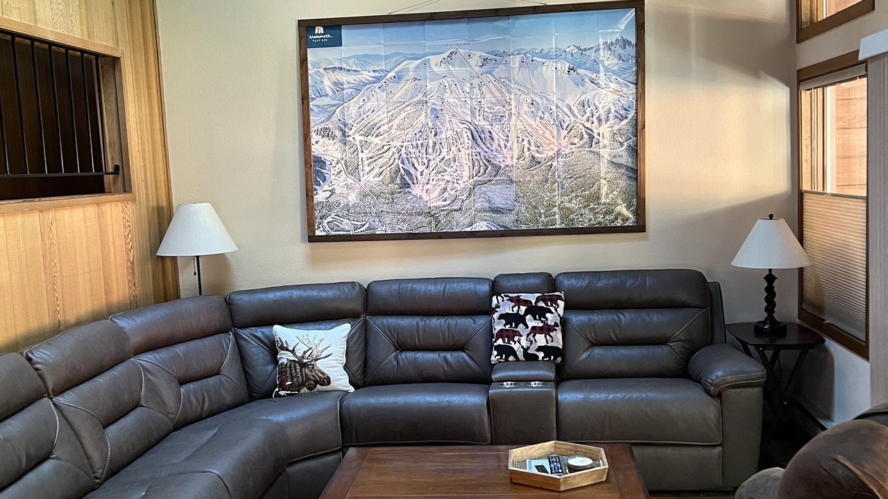 Photo of Livingroom in Mammoth Lakes