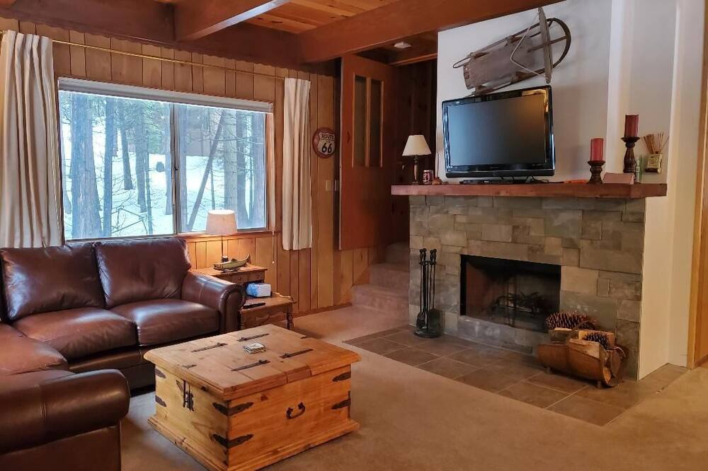 Photo of Bedroom in Cold Springs