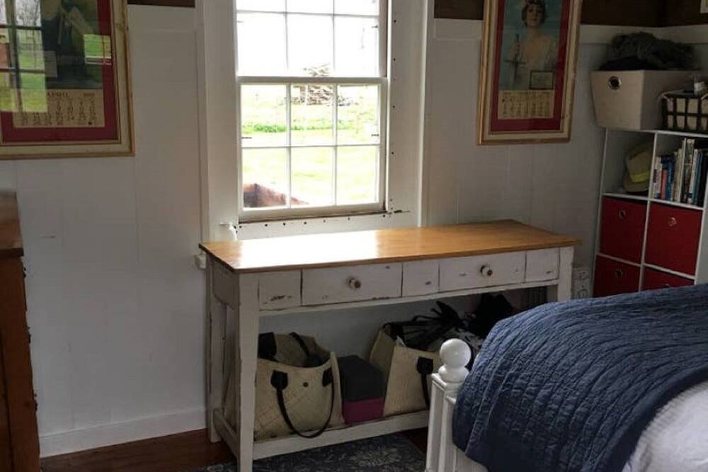 Photo of Bedroom in Paicines