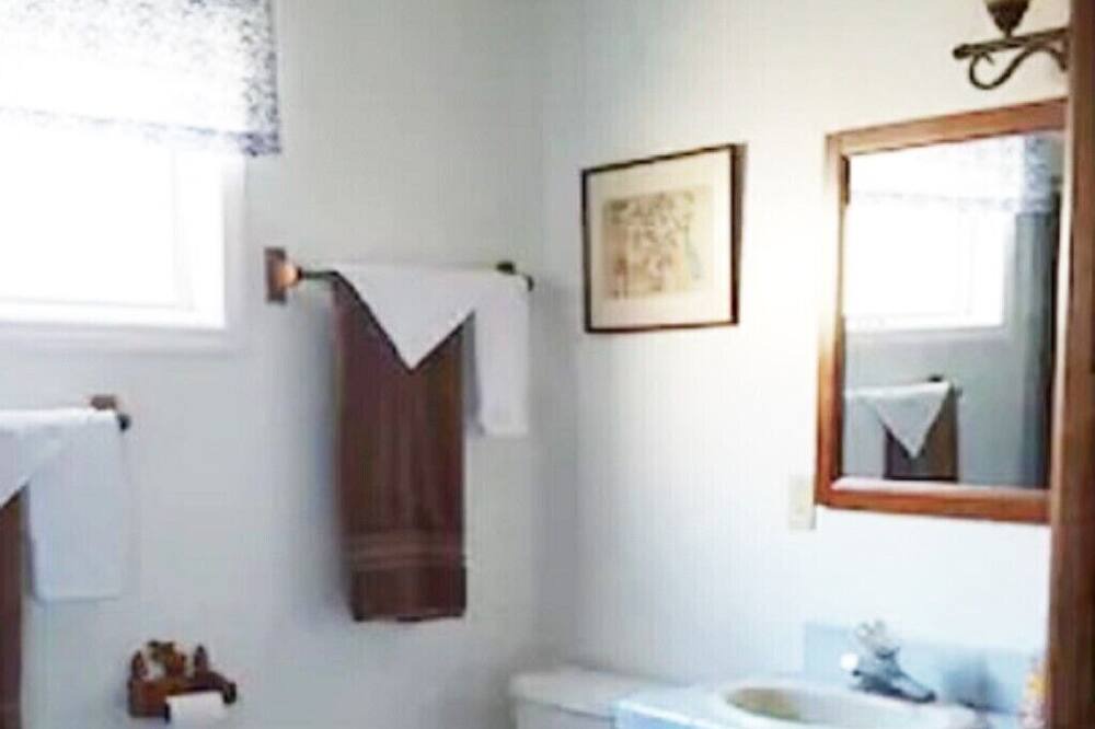 Photo of Bathroom in June Lake